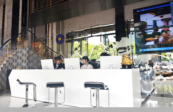 找正規(guī)、有實力的廠家進行合作，有技術有保障